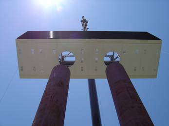 Threading the columns through the display